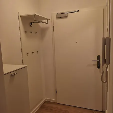 Beautiful Flat, Near Westpark & Hostpital, Easy Parking Appartement