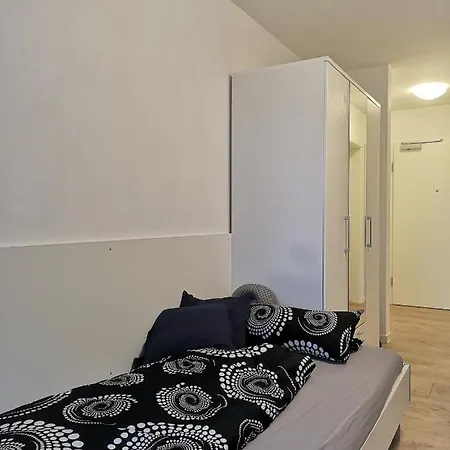 Beautiful Flat, Near Westpark & Hostpital, Easy Parking Appartement *