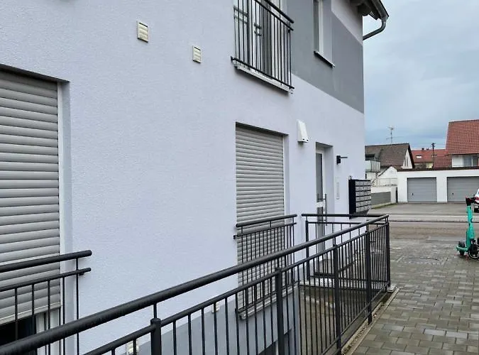 Beautiful Flat, Near Westpark & Hostpital, Easy Parking *